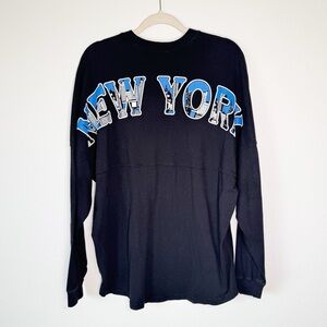 Spirit Jersey New York Graphic on Back Black Long Sleeve Sweatshirt Size‎ Medium